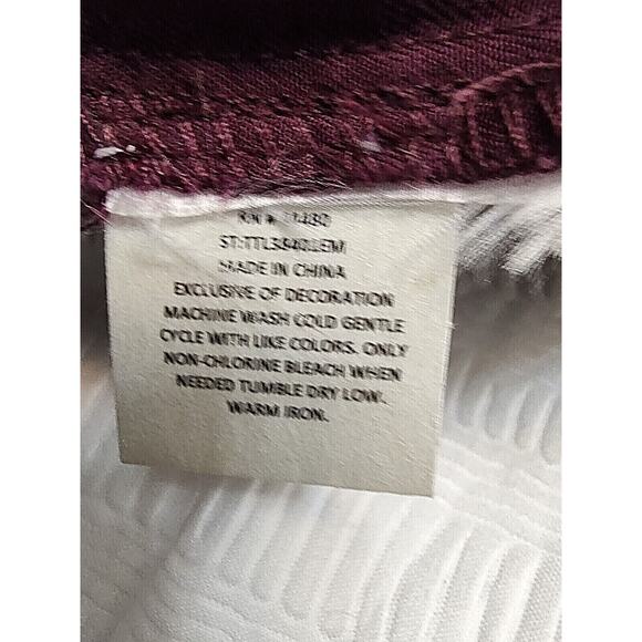 Fourteenth Place Women's wine color w/ embroidery lightweight jacket Size Large - Picture 8 of 12